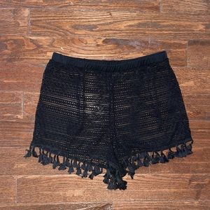 Swimsuit cover up shorts mesh fringe black size medium